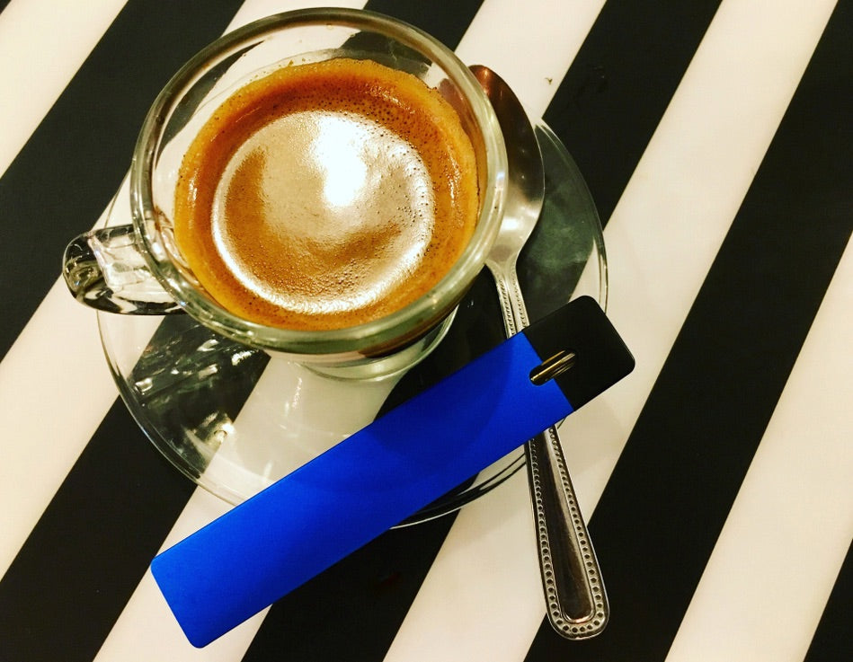 Auto vs. Manual Firing Vapes: What's the Difference?